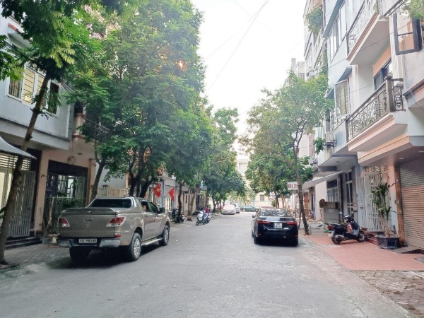 Bán nhà 5 tầng phân lô Tổng cục Chính Trị tại Kim Chung, Hoài Đức, Hà Nội